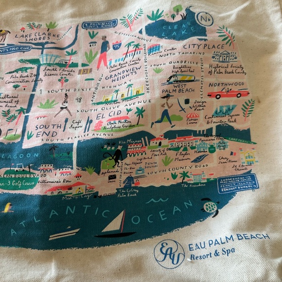 Palm Beach Illustrated Tote Bag - Picture 2 of 2